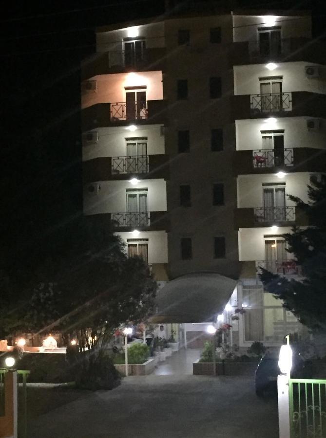 Hotel Blendi Durres Luaran gambar
